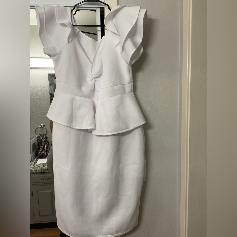Chic White Ruffle Midi Dress NWOT